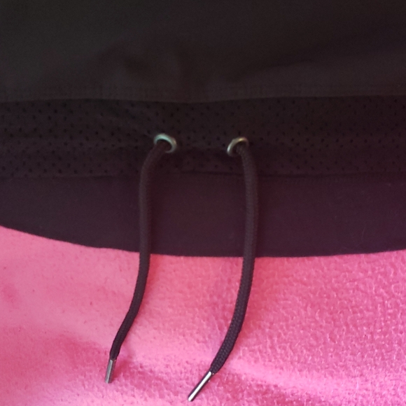 HYBA workout top - Picture 3 of 3